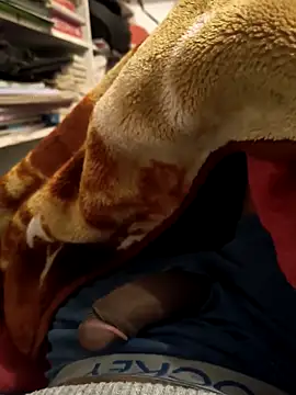 Snapshot of Hottlund6 chatting on January 17, 7:28 pm Hottlund6 online show from January 17, 7:28 pm