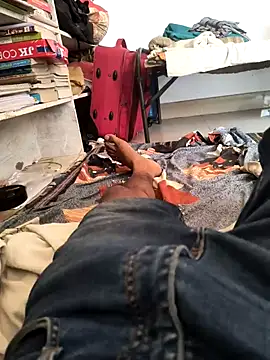 Hottlund6 online show from March 28, 5:30 am