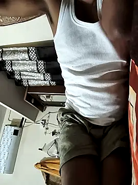 Hottlund6 online show from March 18, 3:57 pm