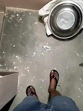 Hottlund6 online show from April 10, 1:51 pm