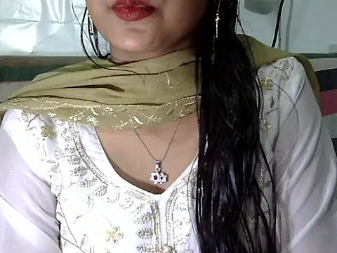 sexy-iram online show from February 26, 2:50 pm