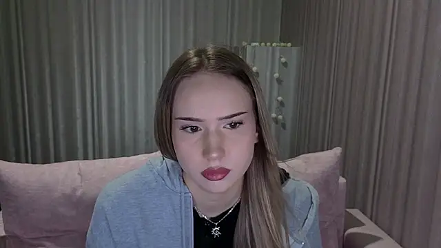 White  a  Black online show from January 15, 9:45 am