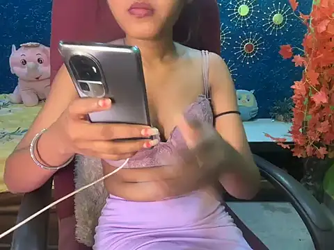 Snapshot of Brown-beauty chatting on July 11, 12:11 am Brown-beauty online show from July 11, 12:11 am
