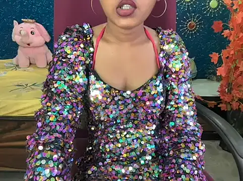 Snapshot of Brown-beauty chatting on July 5, 1:18 pm Brown-beauty online show from July 5, 1:18 pm