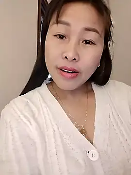 Snapshot of LanNhi_007 chatting on January 15, 2:48 am LanNhi 007 online show from January 15, 2:48 am