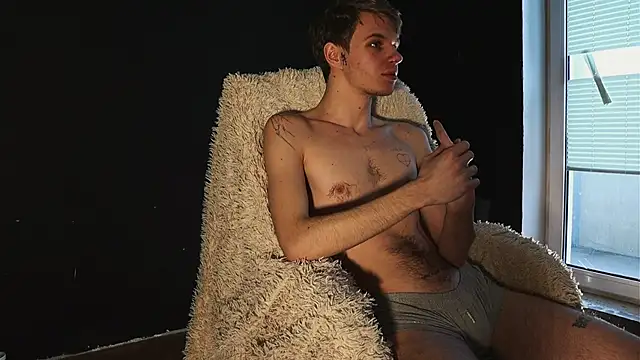 wolf alphaaa online show from January 14, 10:08 am