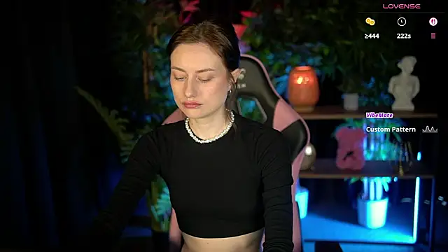 baby luna xo online show from February 23, 9:54 am