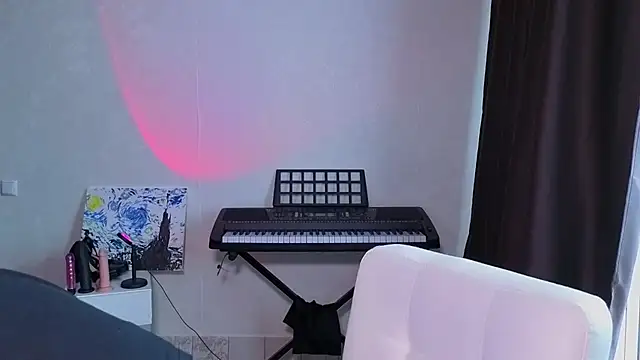 Catherine Karis online show from July 17, 7:27 am