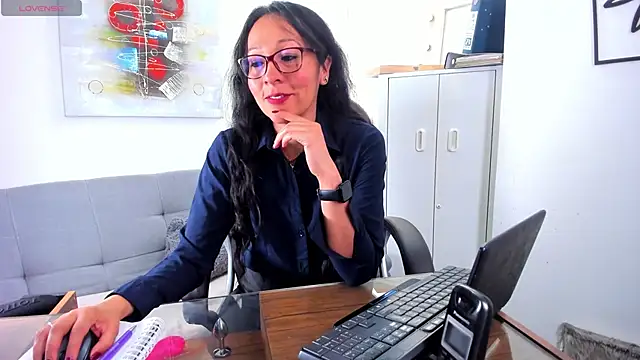 loretta fraser online show from May 28, 1:06 pm