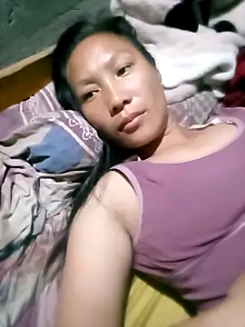 Snapshot of Diana-02 chatting on February 7, 11:35 pm Diana-02 online show from February 7, 11:35 pm