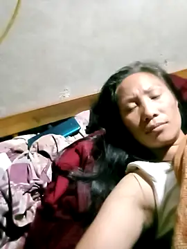 Snapshot of Diana-02 chatting on February 20, 11:50 pm Diana-02 online show from February 20, 11:50 pm