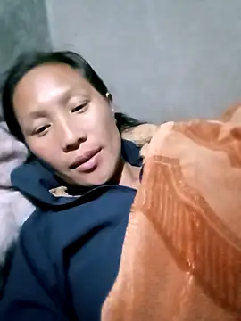 Snapshot of Diana-02 chatting on February 2, 12:15 pm Diana-02 online show from February 2, 12:15 pm