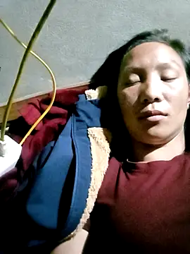 Snapshot of Diana-02 chatting on February 22, 10:11 pm Diana-02 online show from February 22, 10:11 pm