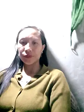 Snapshot of Diana-02 chatting on January 31, 11:14 pm Diana-02 online show from January 31, 11:14 pm