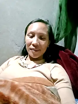 Snapshot of Diana-02 chatting on February 11, 2:50 pm Diana-02 online show from February 11, 2:50 pm