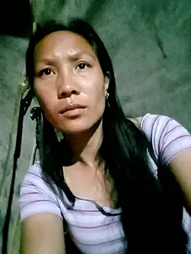 Snapshot of Diana-02 chatting on February 14, 12:00 am Diana-02 online show from February 14, 12:00 am