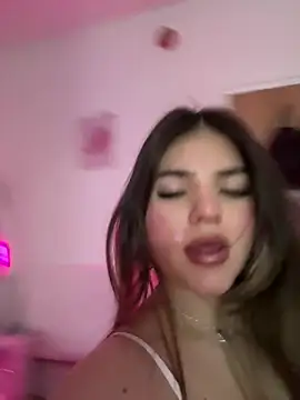 LilaMason online show from February 4, 9:32 pm