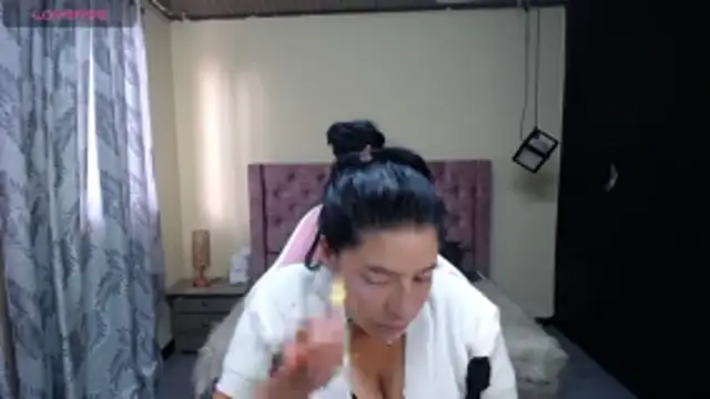 keileen luna online show from April 20, 8:21 pm