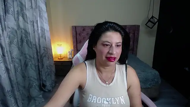 keileen luna online show from April 4, 8:37 pm