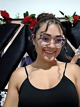 Freyarosse online show from February 18, 11:01 pm