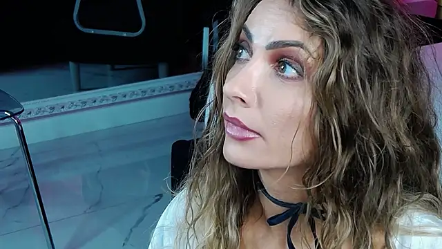 Anne Goddess online show from March 31, 6:04 am