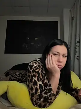  Mila Love online show from February 11, 1:33 pm