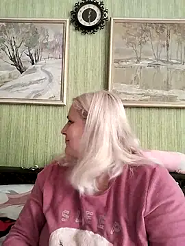 NyushaLollipop online show from April 2, 9:27 am