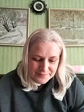 NyushaLollipop online show from February 23, 8:15 am