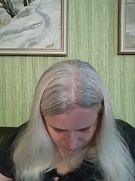 Snapshot of NyushaLollipop chatting on May 21, 4:04 pm NyushaLollipop online show from May 21, 4:04 pm