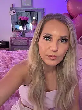 JulieSol online show from February 14, 8:36 am