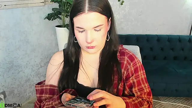 Snapshot of Mira_Silk chatting on March 2, 10:00 am Mira Silk online show from March 2, 10:00 am