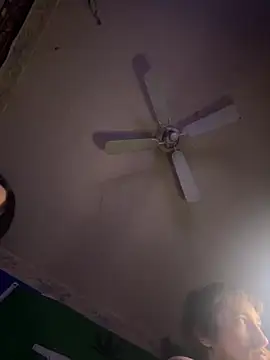 WhiteMeatsRican online show from February 7, 8:33 am