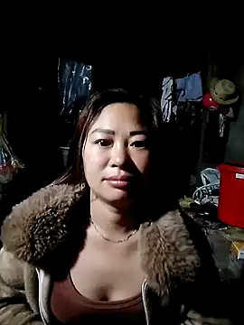 out-lustt online show from February 9, 10:08 pm