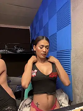 MadySmith online show from June 21, 8:03 pm