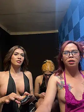 MadySmith online show from June 3, 1:50 am