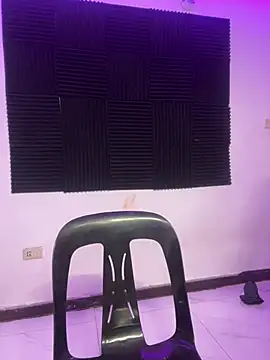 MadySmith online show from May 21, 2:03 pm