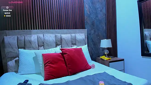 Snapshot of chloe_love__ chatting on March 3, 11:28 am chloe love online show from March 3, 11:28 am