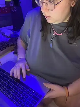 Snapshot of _maracr19_ chatting on February 14, 2:39 pm maracr19 online show from February 14, 2:39 pm