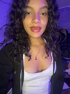 Nyxx Velariia online show from June 17, 4:01 am
