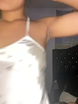 Nyxx Velariia online show from March 26, 4:00 am