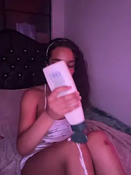 Nyxx Velariia online show from March 11, 4:06 am