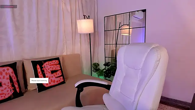 liaamoon  online show from March 26, 12:25 pm