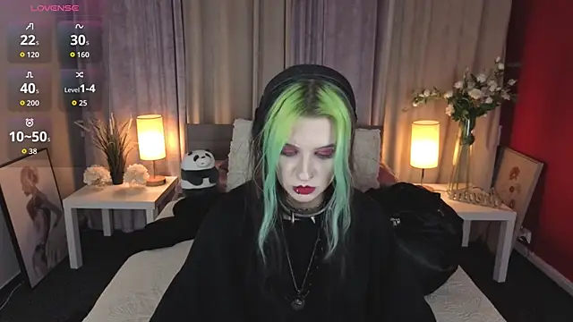 ToxicKittyy online show from February 8, 9:12 pm