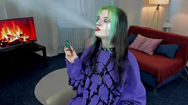 Snapshot of ToxicKittyy chatting on January 14, 2:09 pm ToxicKittyy online show from January 14, 2:09 pm