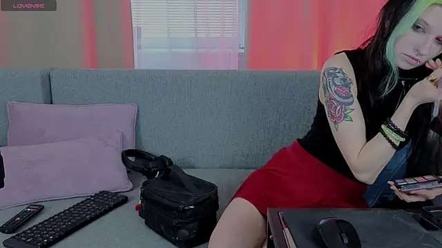 ToxicKittyy online show from February 20, 2:19 pm