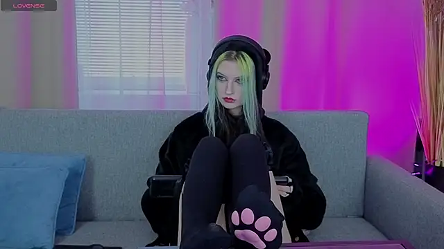 ToxicKittyy online show from February 26, 2:28 pm