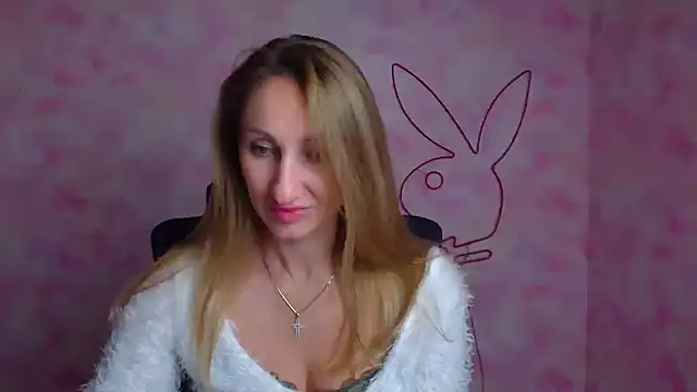 Diana Sweeet  online show from April 25, 11:46 am