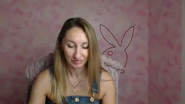 Diana Sweeet  online show from May 7, 6:06 am