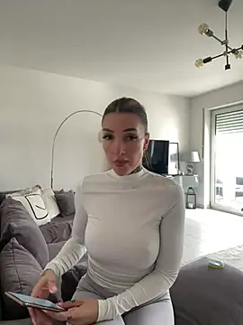 NovaLushhh online show from February 23, 12:50 pm