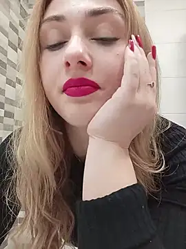 OrianaNorth online show from March 11, 2:22 pm